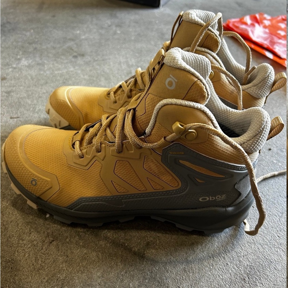 Oboz katabatix mid b-dry waterproof hiking shoes
